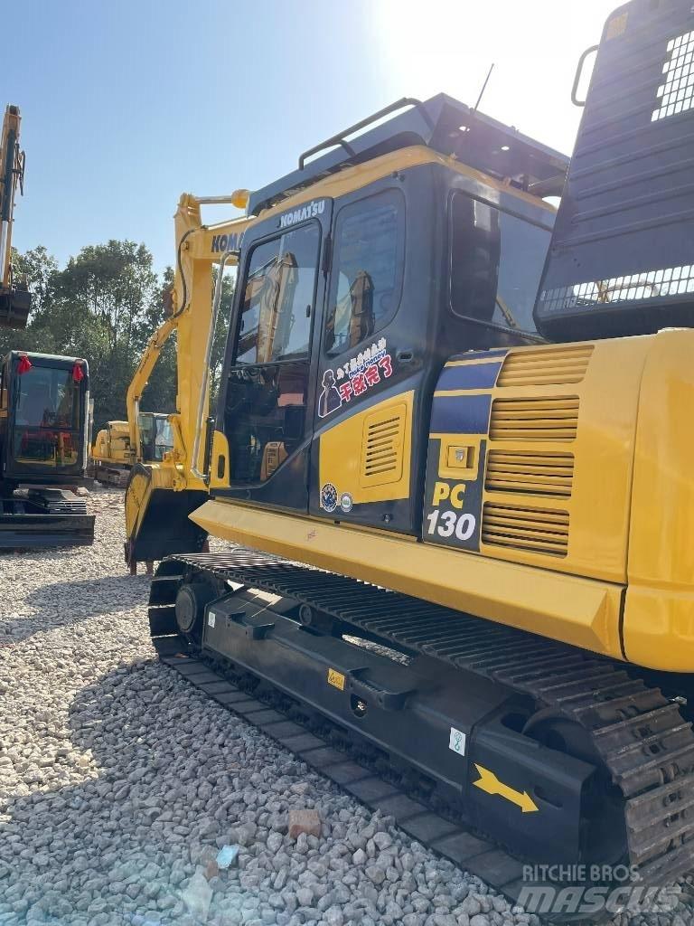 Komatsu 130-7 Koparki gąsienicowe