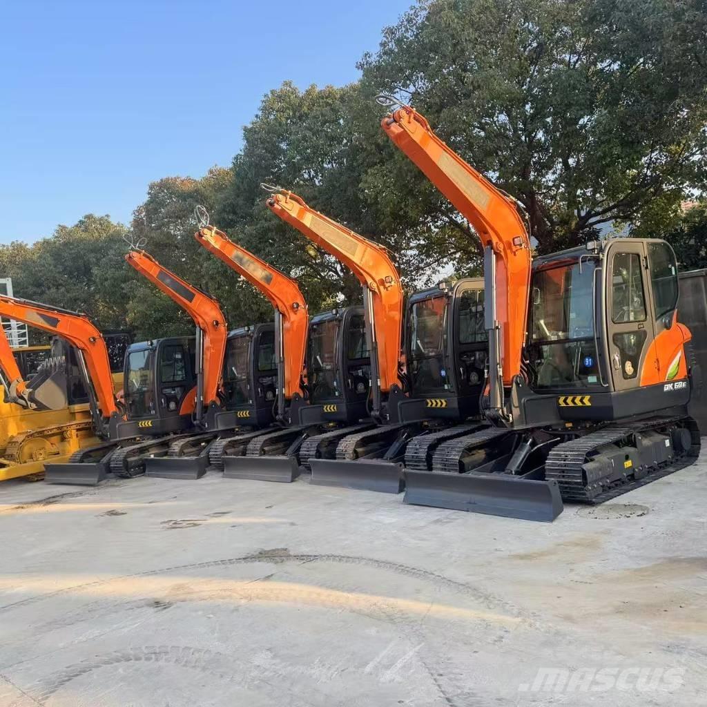 Doosan DX 60 Koparki gąsienicowe