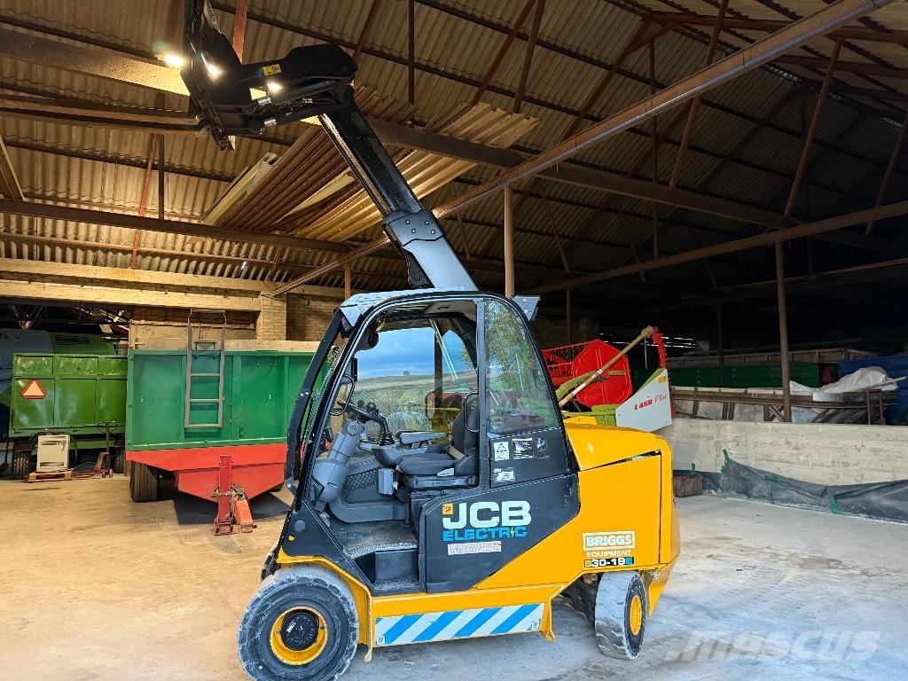 JCB 30-19 E Wózki elektryczne