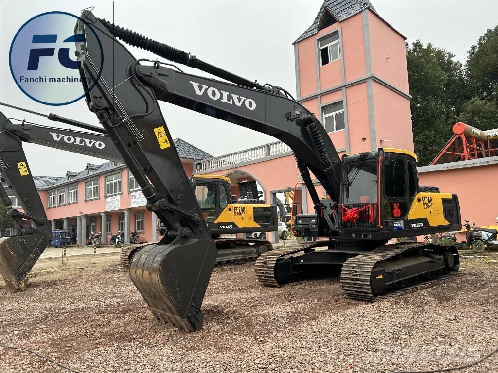 Volvo EC 240 Koparki gąsienicowe