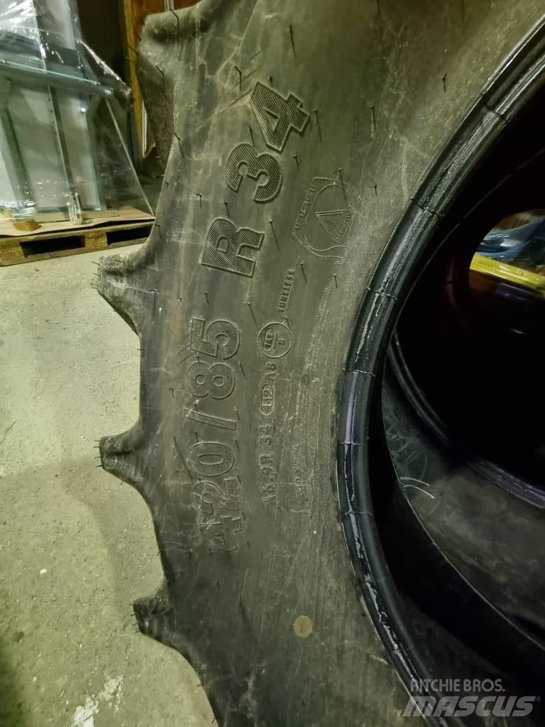 Mitas AC85 Opony, koła i felgi