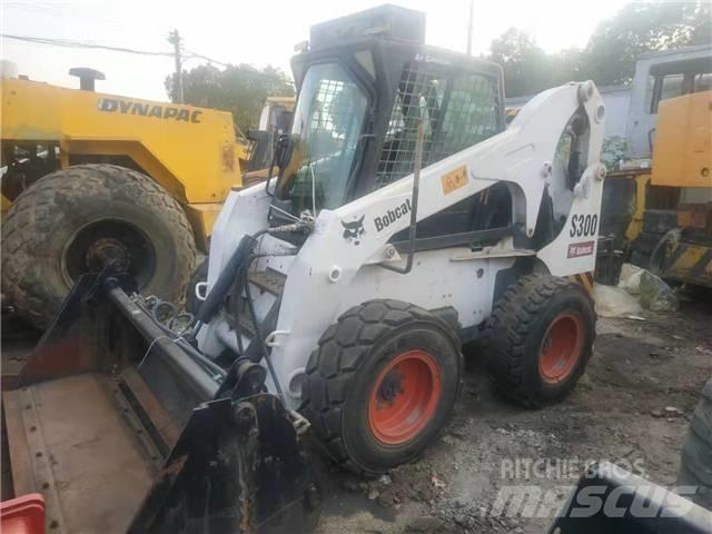 Bobcat S300 Ładowarki burtowe