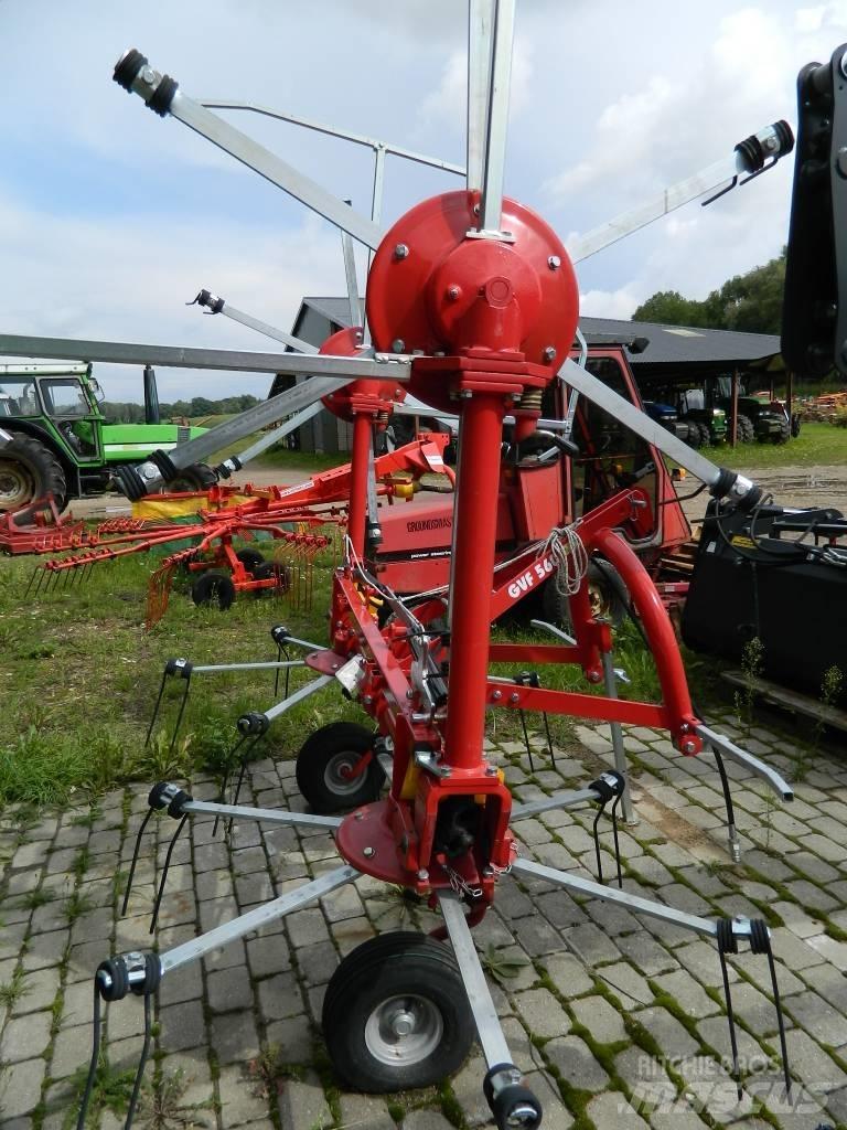 DCM GVF 560 3PN Zgrabiarki i przetrząsacze