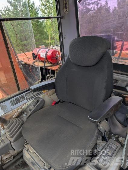 Hitachi EX100M-2 Koparki gąsienicowe