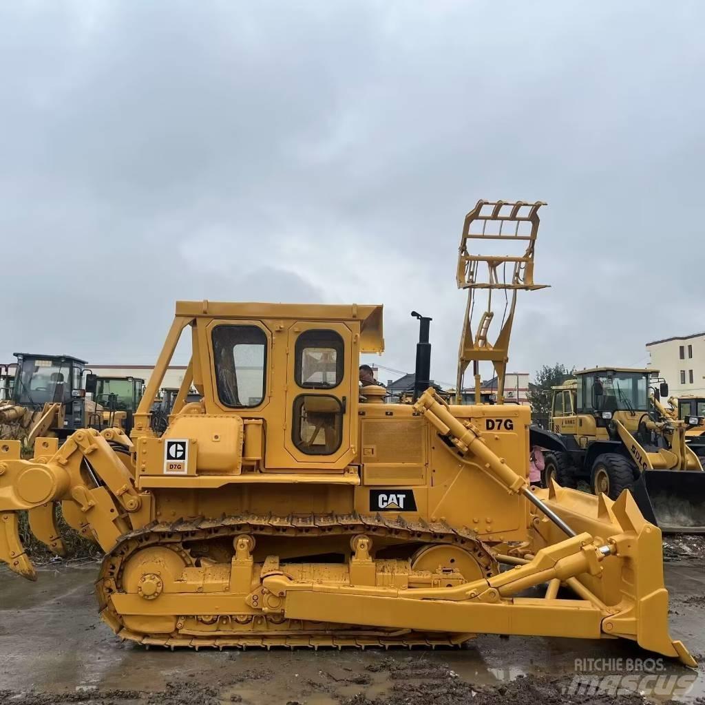 CAT D 7 G Równiarki