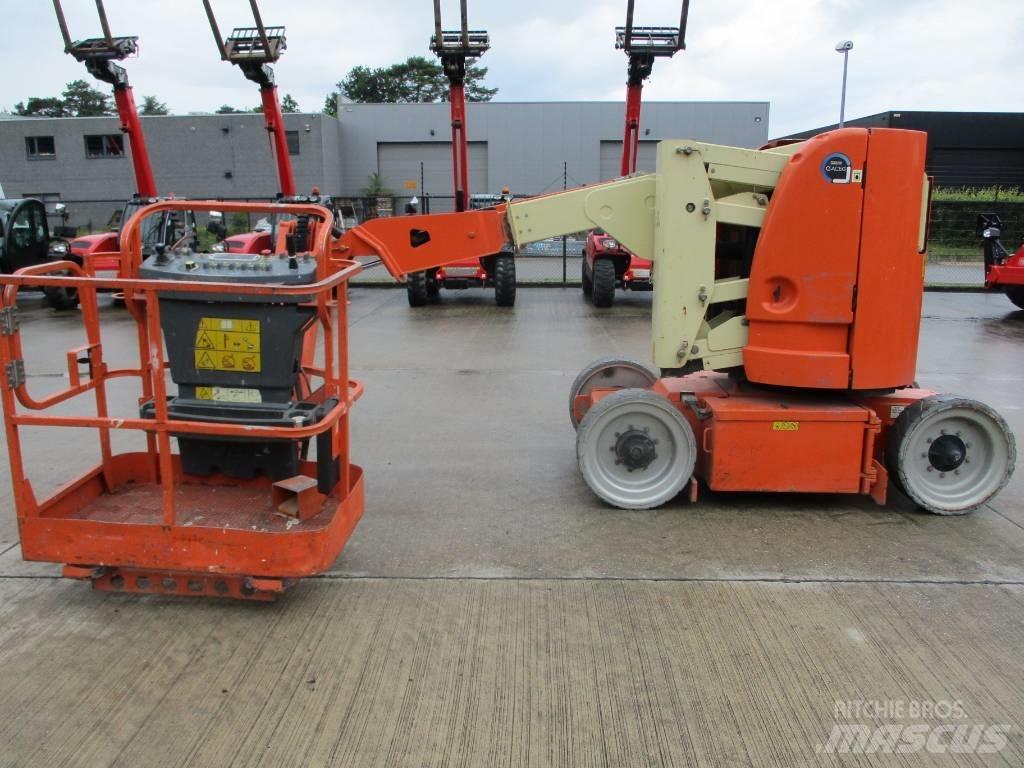 JLG E 300 AJP (718) Kompaktowe samojezdne wysięgniki podnośnikowe