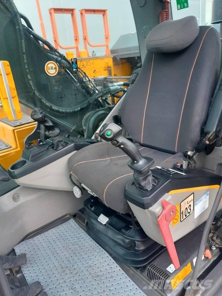 Volvo EC250EL Koparki gąsienicowe