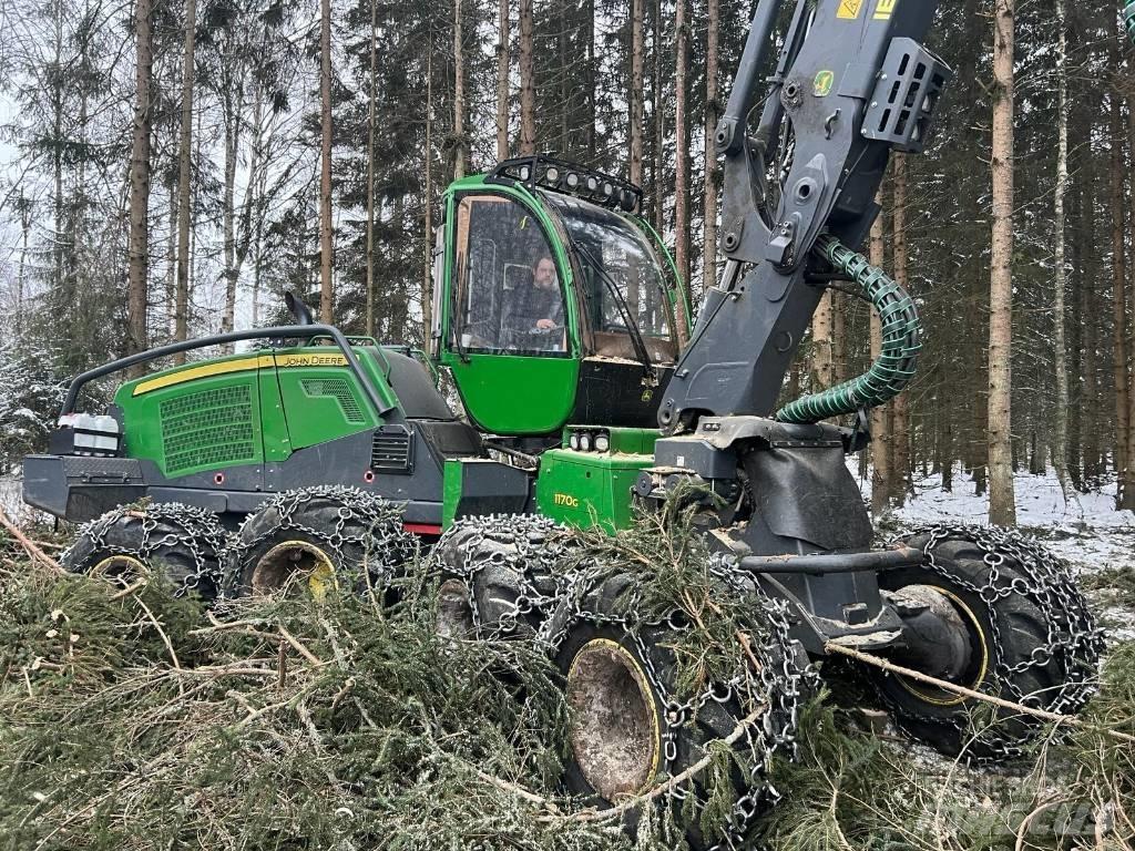 John Deere 1170G Harwestery