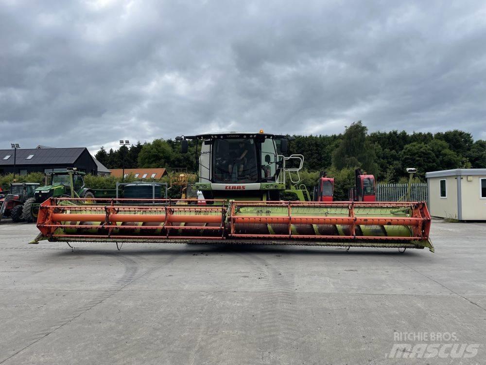 CLAAS 760TT Kombajny zbożowe