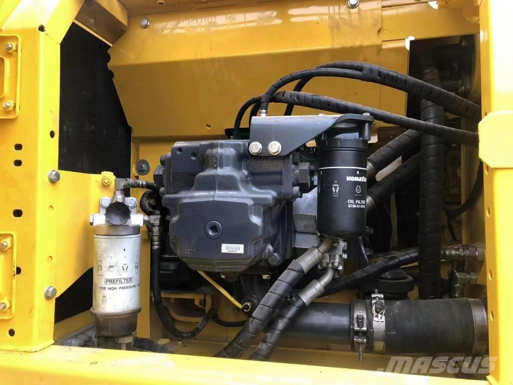 Komatsu PC 210 LC Koparki gąsienicowe