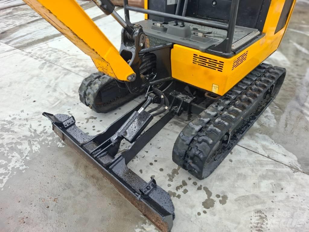 JCB 16 C-1 Minikoparki