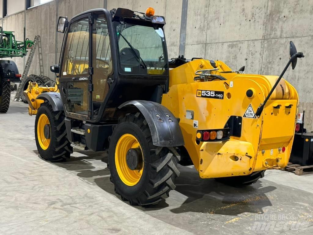 JCB 535-140 Ładowarki teleskopowe