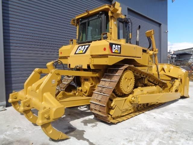 CAT D 6 T XL Spycharki