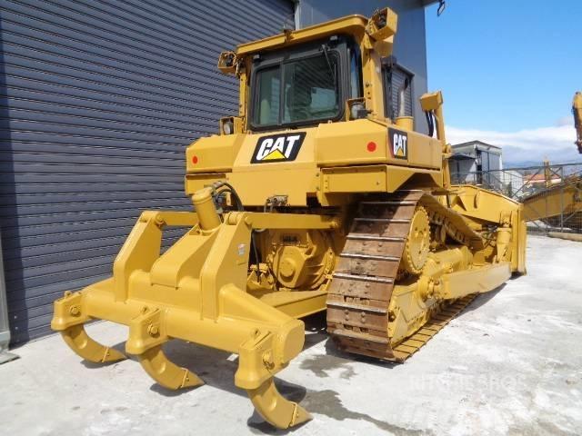 CAT D 6 T XL Spycharki
