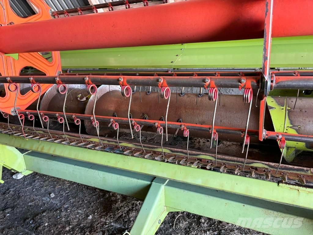 CLAAS Tucano 320 Kombajny zbożowe