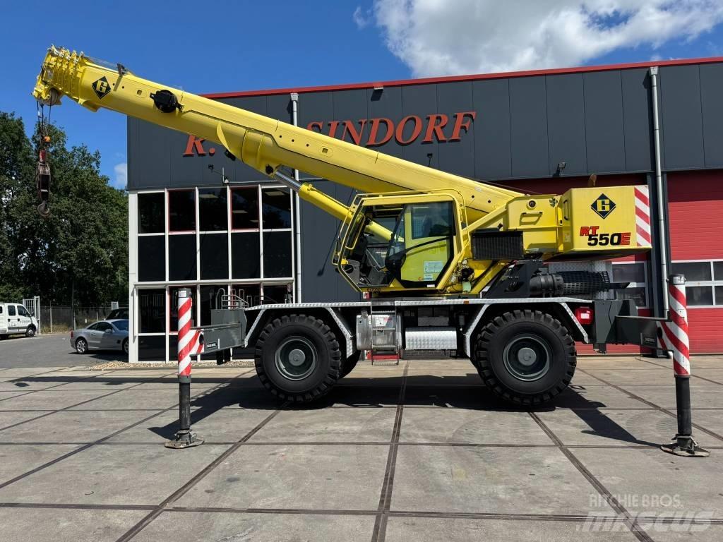 Grove RT 550 E Żurawie terenowe