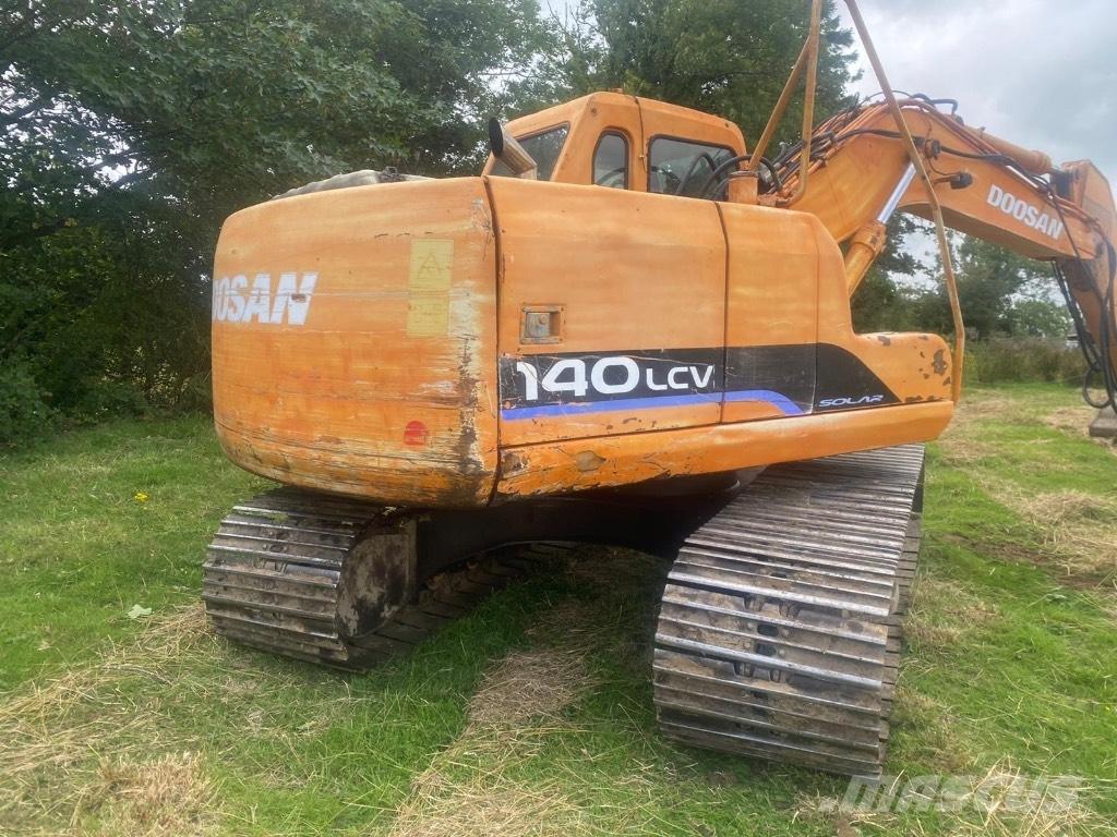 Doosan DX 140 Koparki kołowe