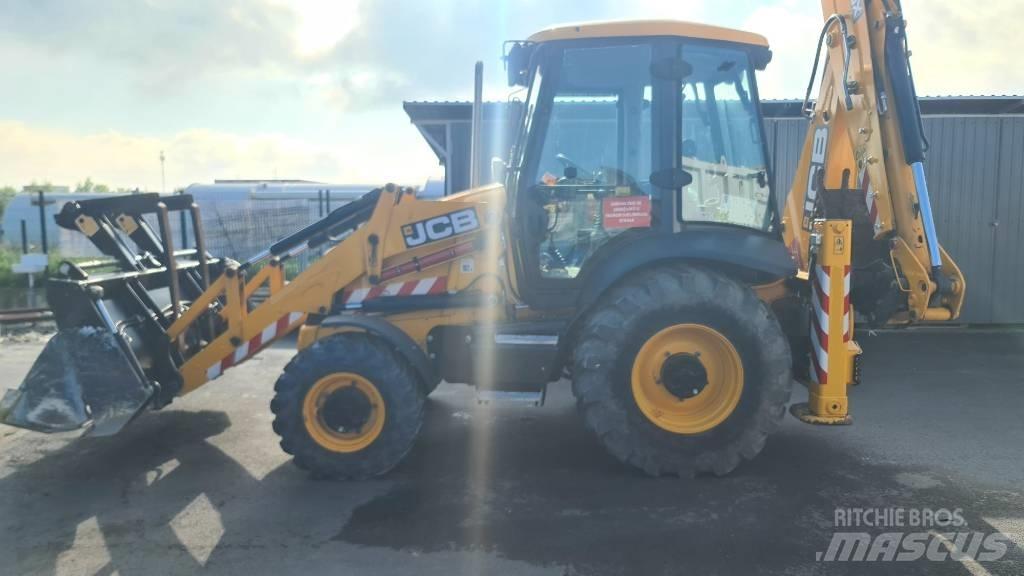 JCB 3 CX 14M3WM Koparko-ładowarki