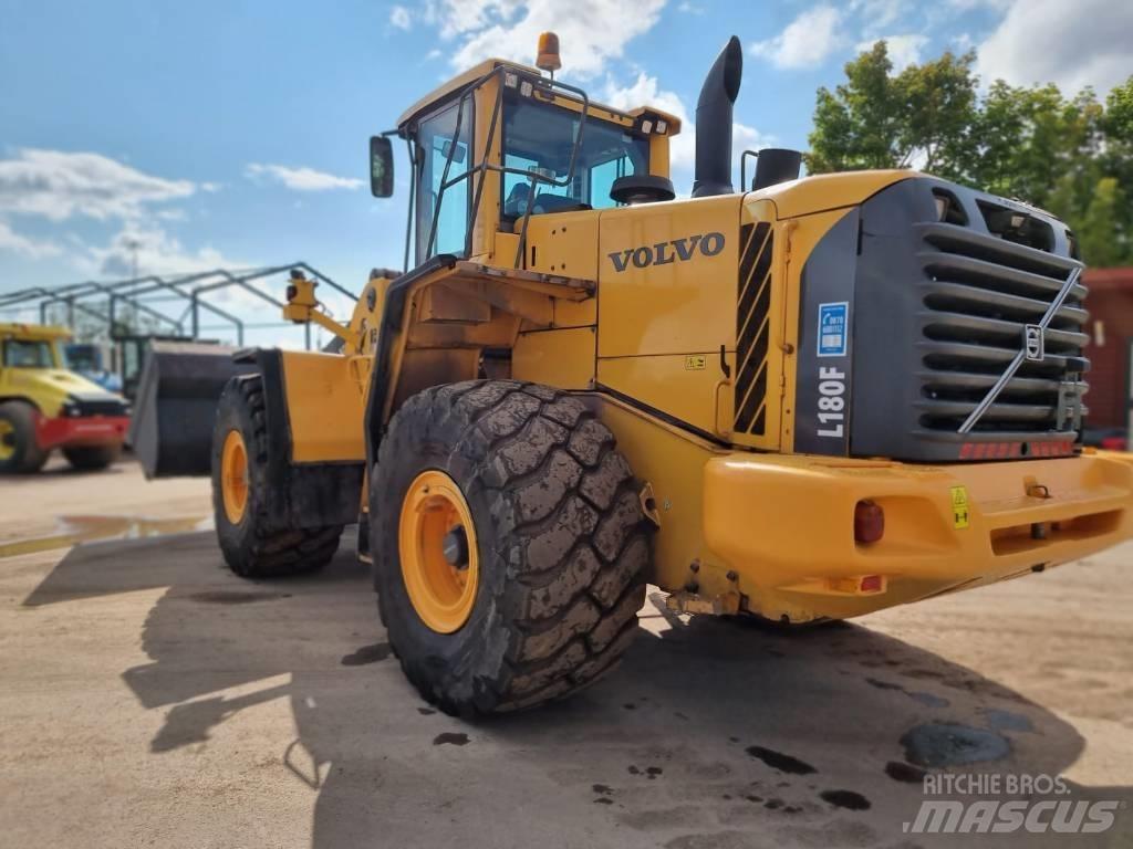 Volvo L 180 F Ładowarki kołowe