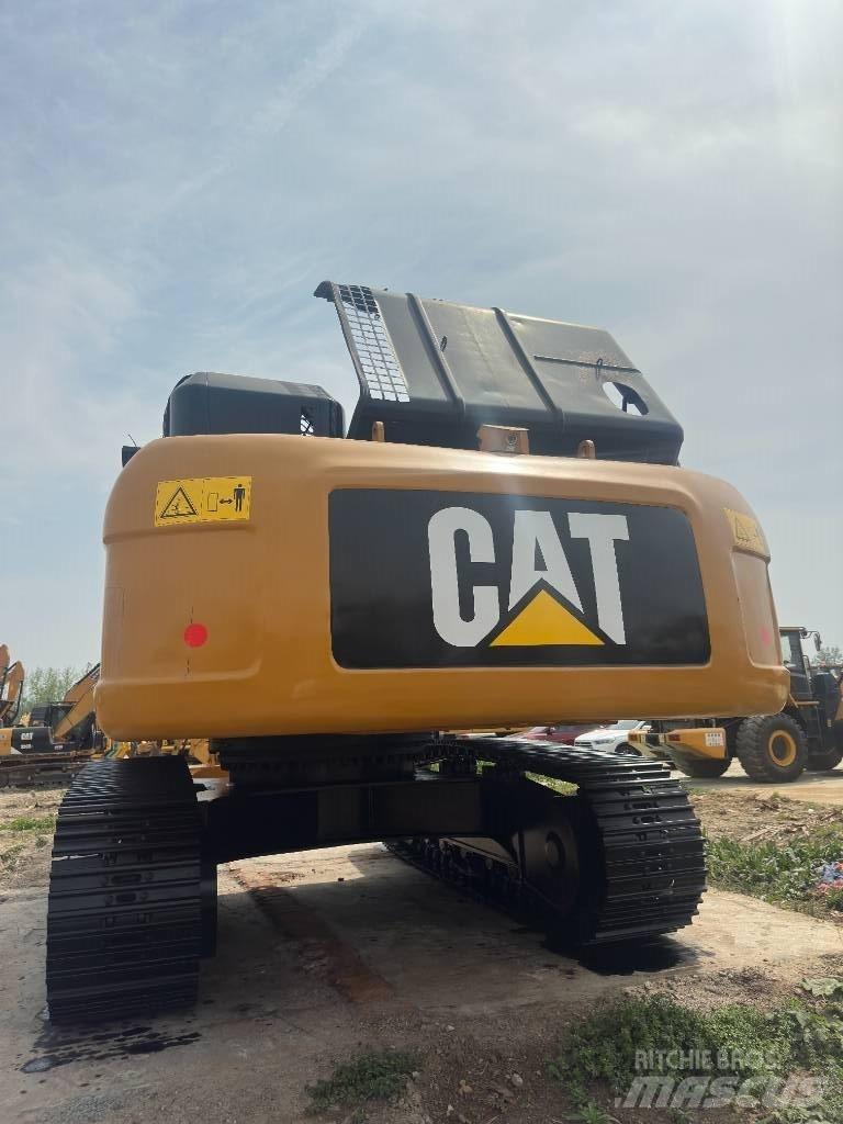 CAT 330 D2 Koparki gąsienicowe