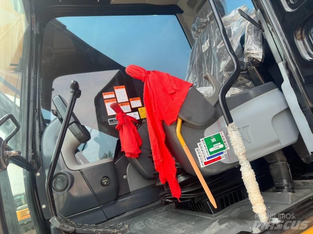 CAT 330 D2 Koparki gąsienicowe