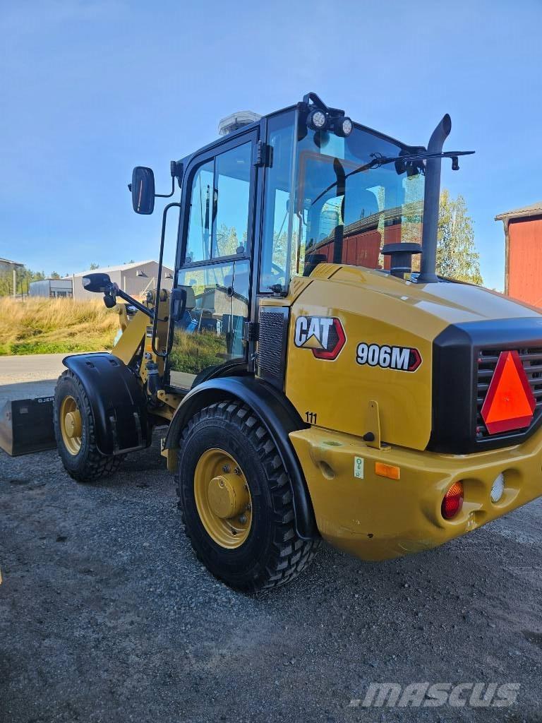 CAT 906 Ładowarki kołowe