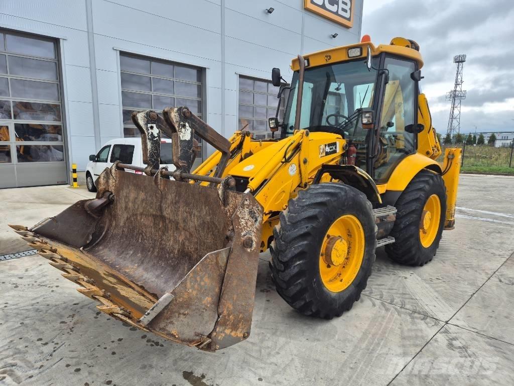 JCB 4CX Koparko-ładowarki