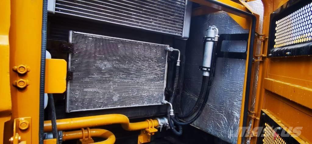 Sany SY 235 C Koparki gąsienicowe