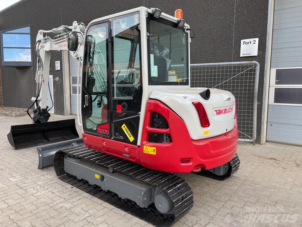 Takeuchi TB370 Minikoparki