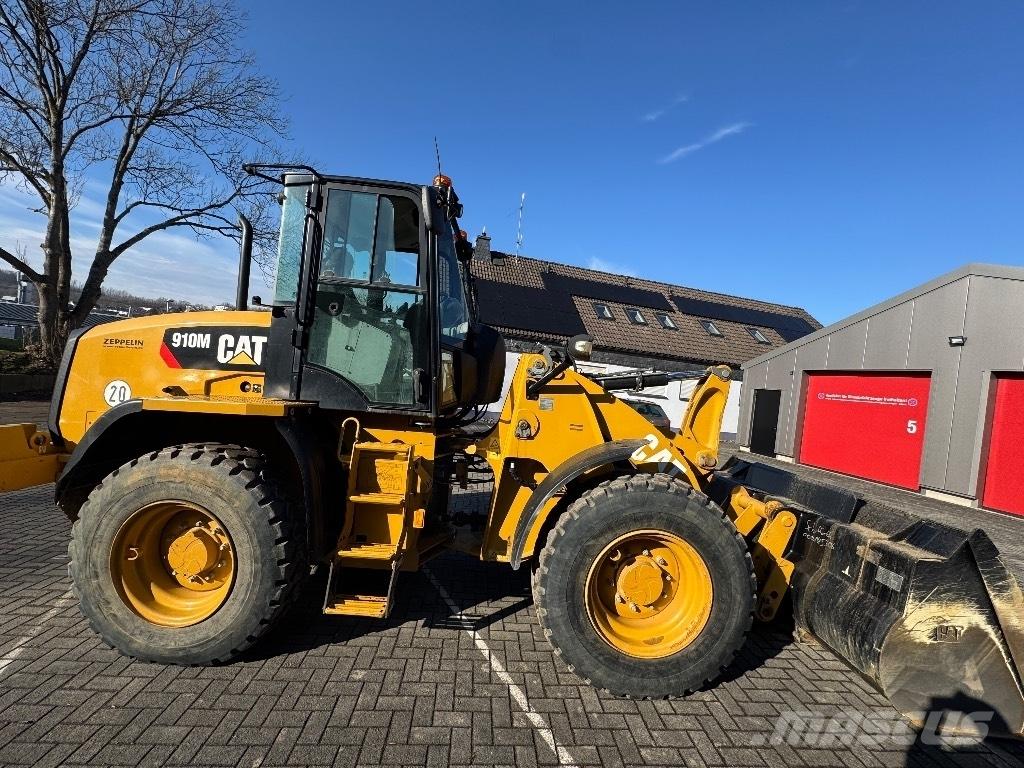 CAT 910M Ładowarki kołowe