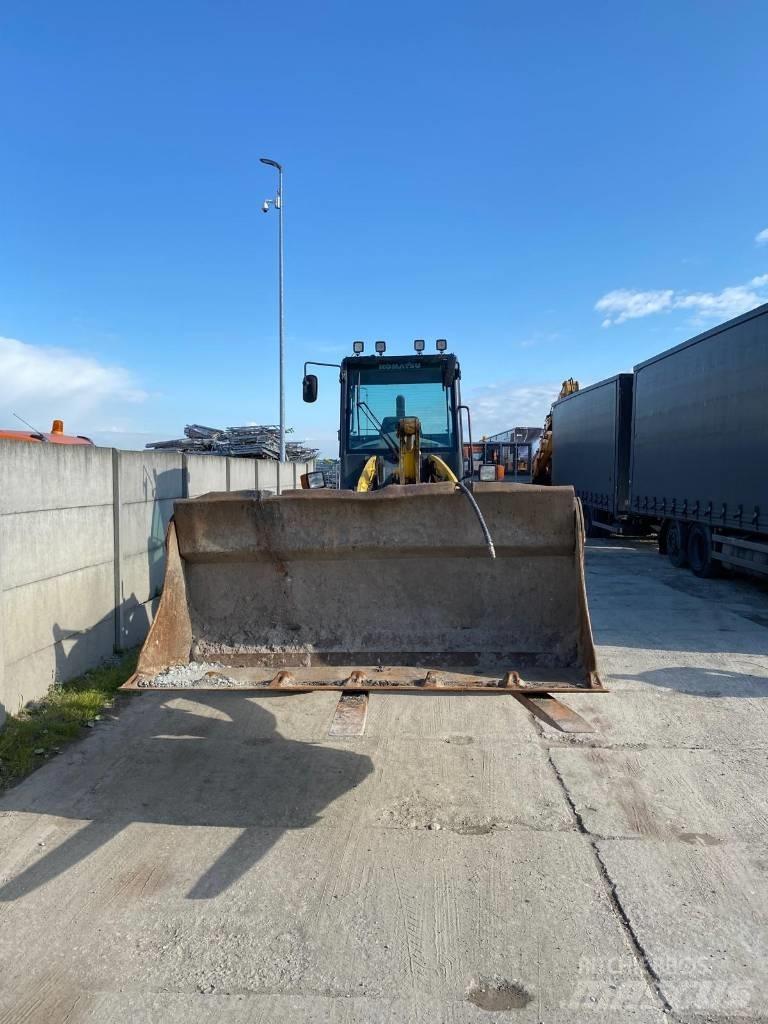 Komatsu WA 100 M-5 Ładowarki kołowe