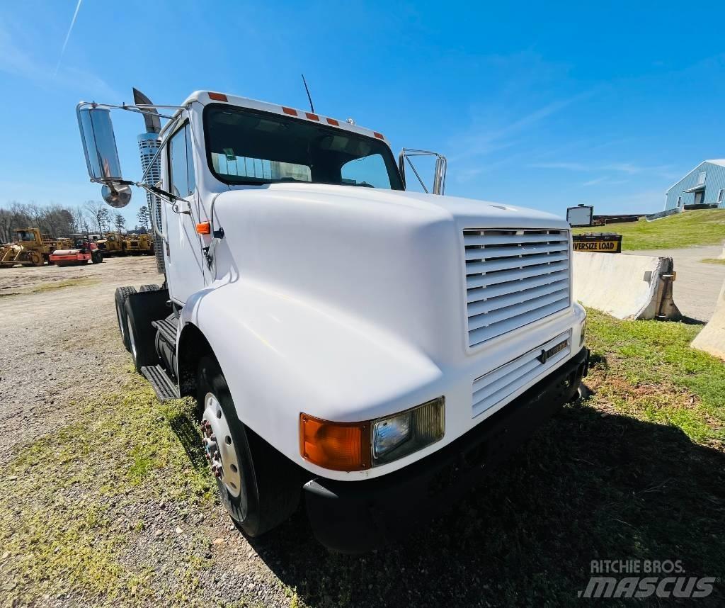 International 8200 Ciągniki siodłowe