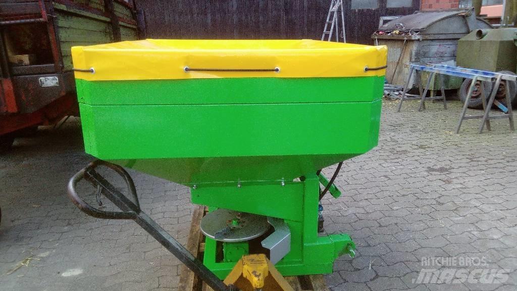LANGREN RS-800 Rozrzutnik obornika