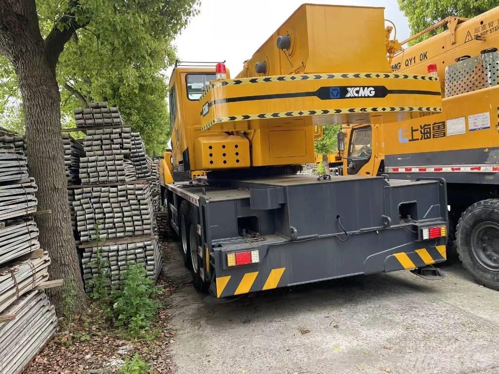 XCMG QY70KC Żurawie szosowo-terenowe