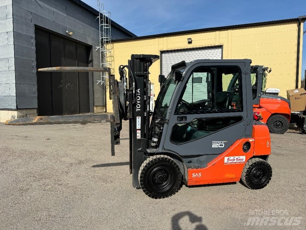 Toyota 06-8FD20F Wózki Diesla