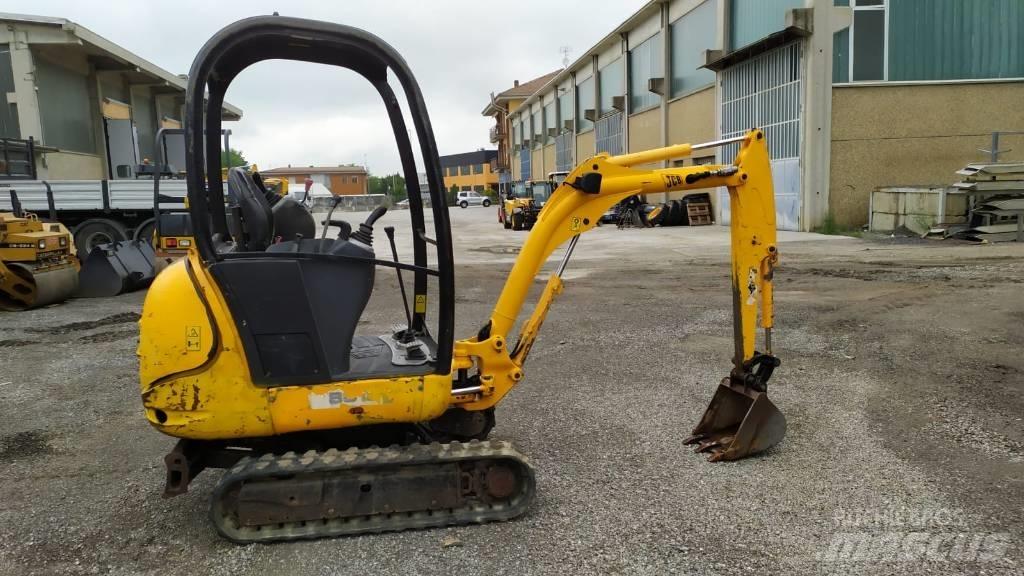 JCB 8018 Minikoparki