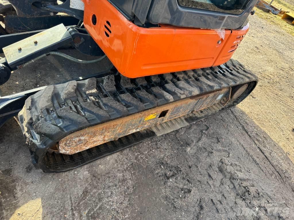 Hitachi ZX 26 U-6 Minikoparki
