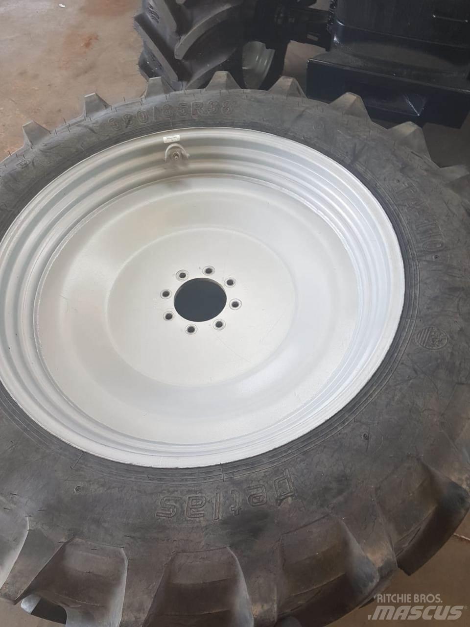 Petlas 380/85R38 Opony, koła i felgi