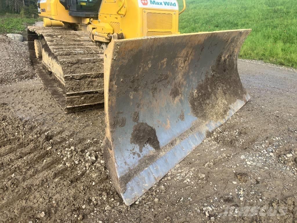 Komatsu D51PXi - 24 Spycharki gąsienicowe