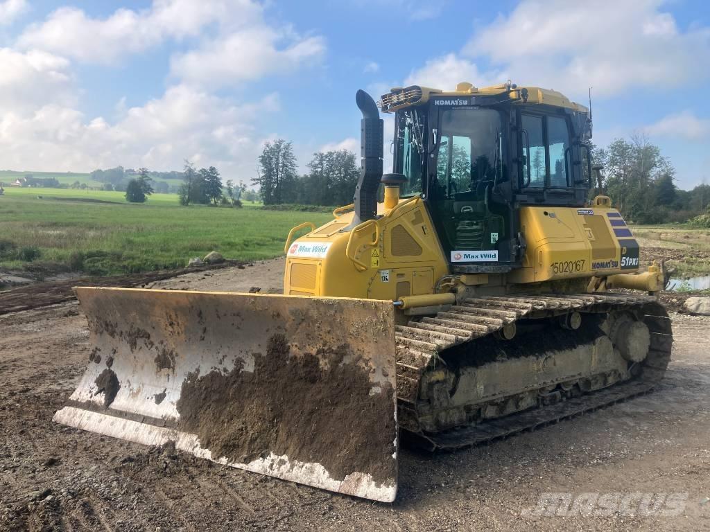 Komatsu D51PXi - 24 Spycharki gąsienicowe