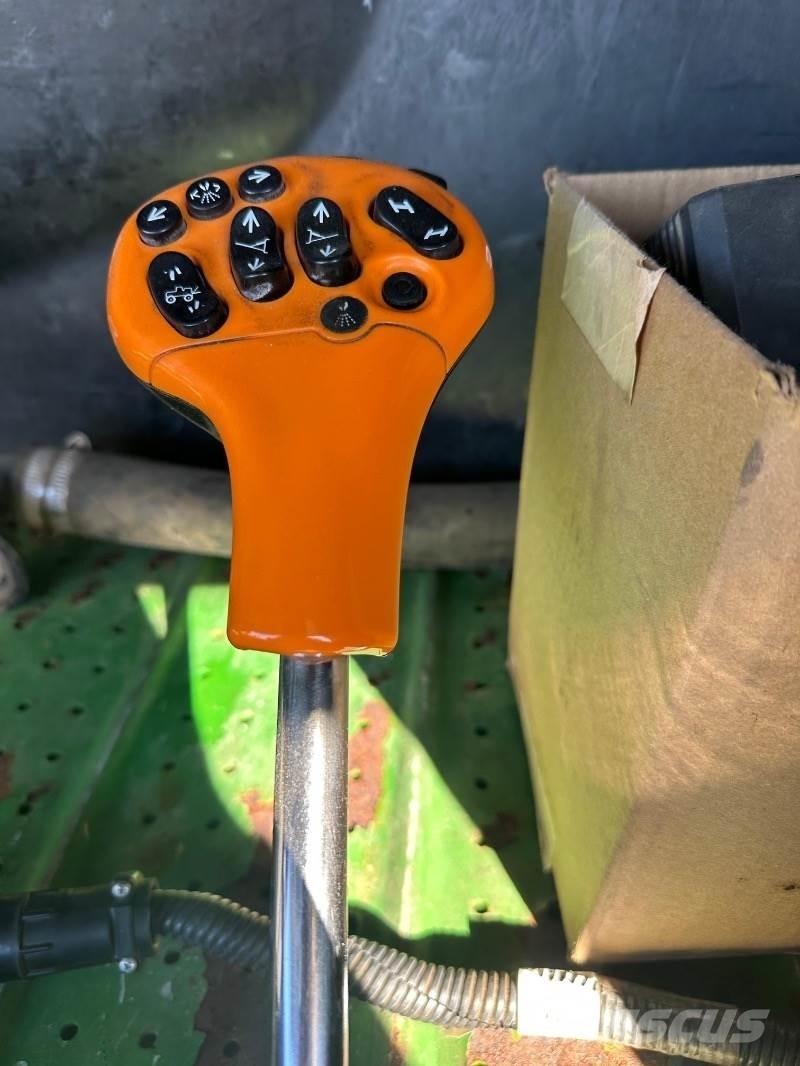 John Deere R952 i Opryskiwacze zaczepiane