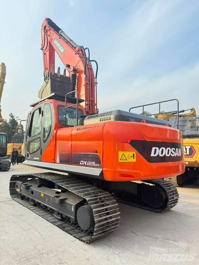 Doosan DX 225 LCA Midikoparki  7t - 12t