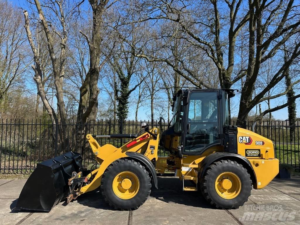 CAT 908 Ładowarki kołowe