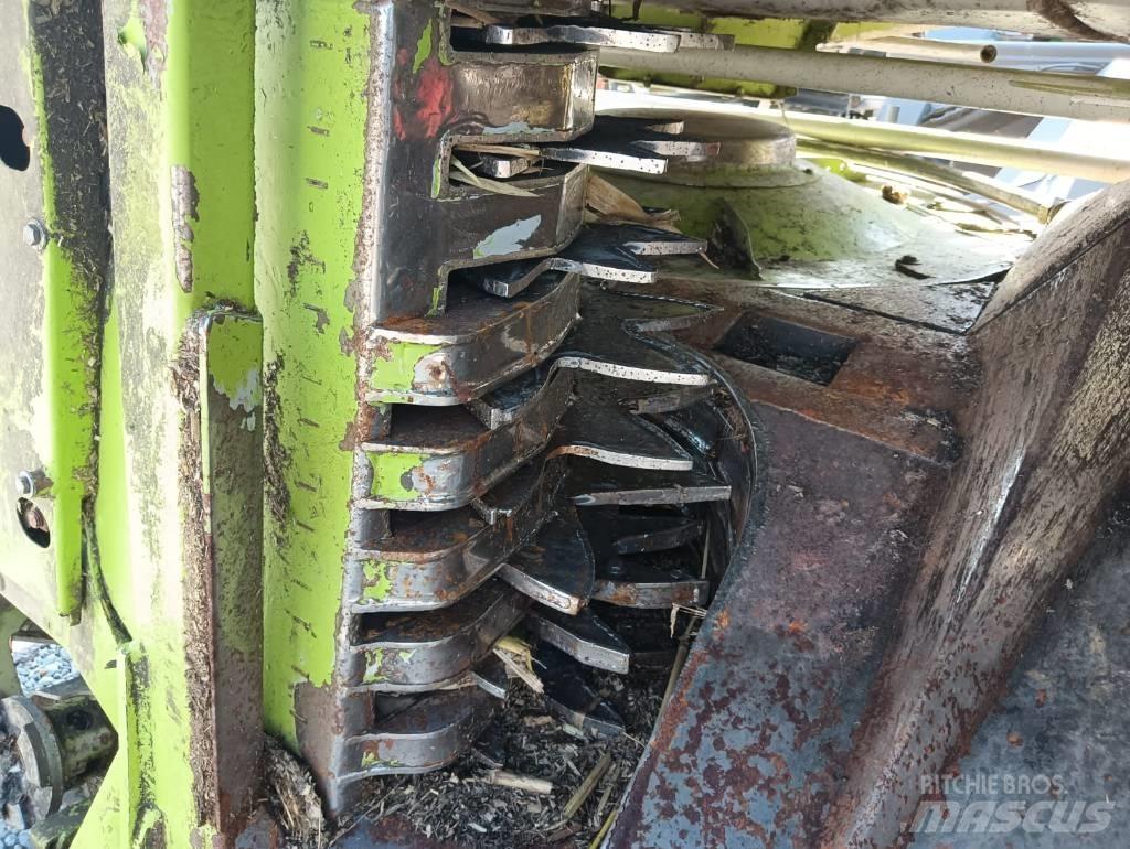 CLAAS Orbis 900 Osprzęt do słomy