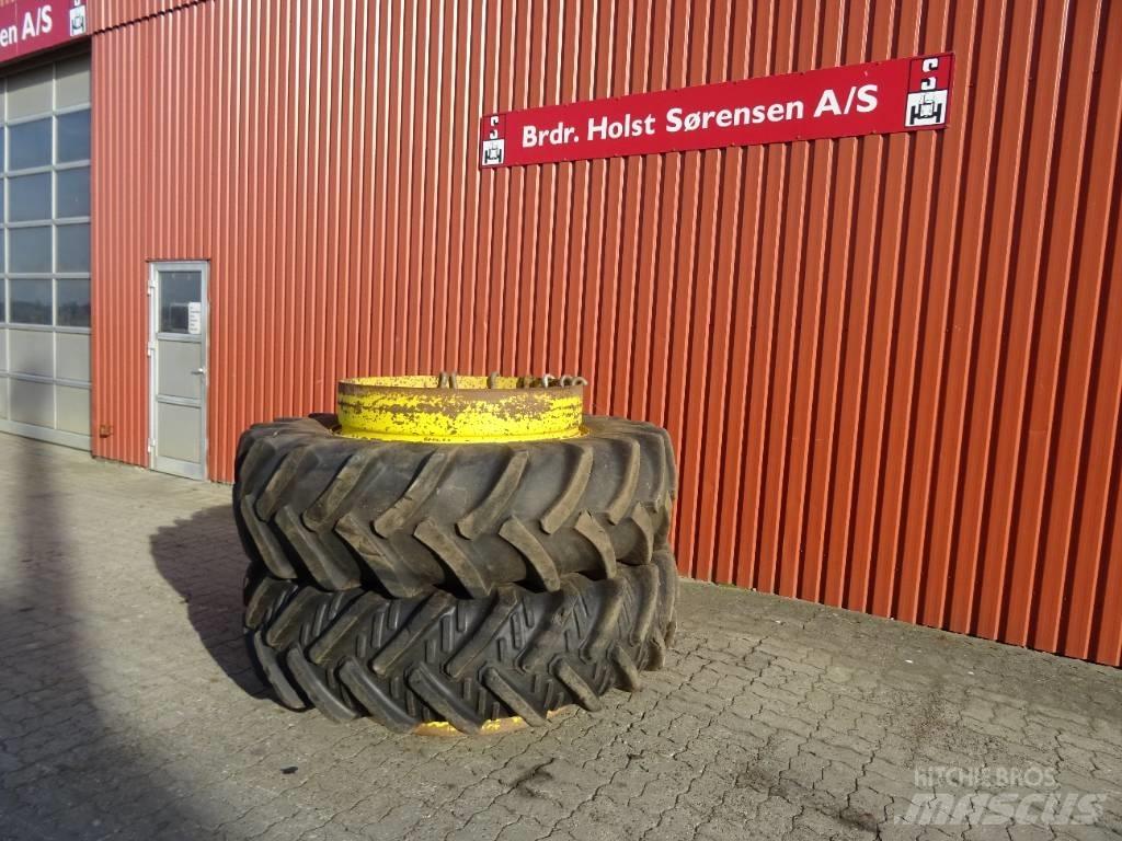 Goodyear 18.4-38 Opony, koła i felgi