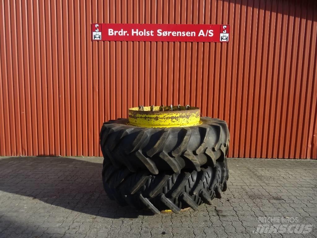 Goodyear 18.4-38 Opony, koła i felgi