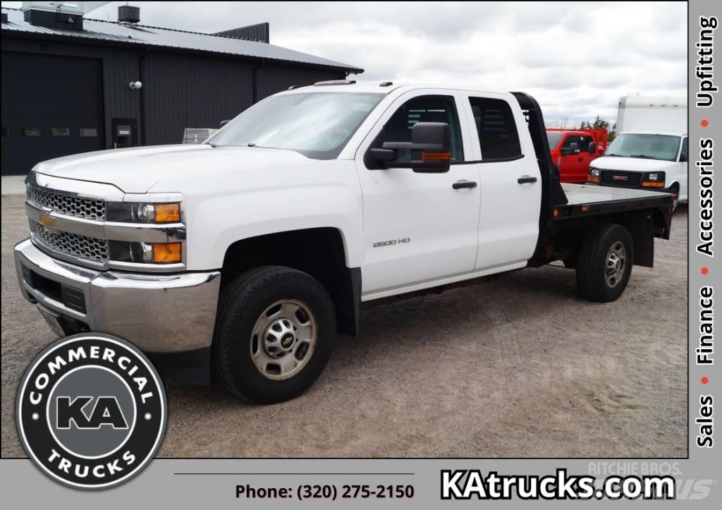 Chevrolet 2500 HD Ciężarówki typu Platforma / Skrzynia