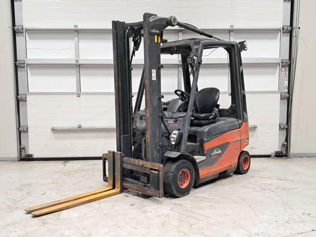Linde E25-01 Wózki elektryczne