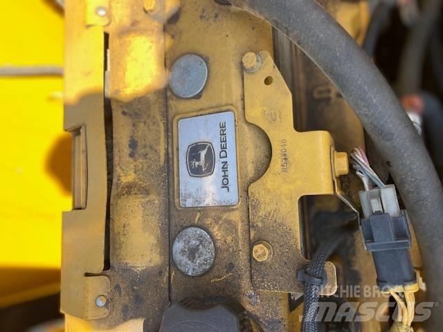 John Deere 210 GLC Koparki gąsienicowe