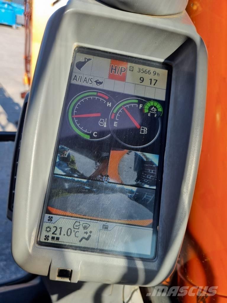 Hitachi ZX 135 US-6 Koparki gąsienicowe